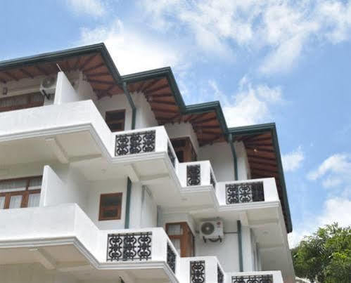 Vista Liyya Residence Kandy Exteriör bild